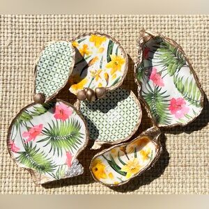 Tropical Leaf and Floral Decorative Shell Trinket Dishes